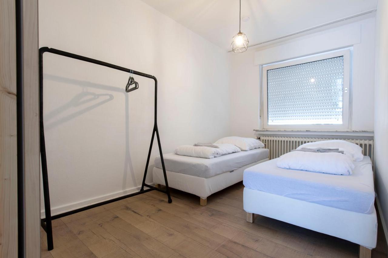 Workers Home- Central - 8 Single Box Spring Beds - Near Enschede Gronau  Esterno foto